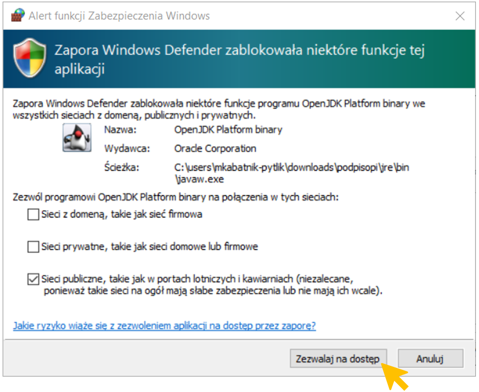 Okno Zapory Windows Defender z nagłówkiem: Zapora Windows Defender zablokowała niektóre funkcje tej aplikacji.

Na dole oknia Zapory Defender  dwa przyciski Zezwalaj na dostęp i Anuluj.

Żółta strzałka sugeruje wybór pozycji Zezwalaj na dostęp.